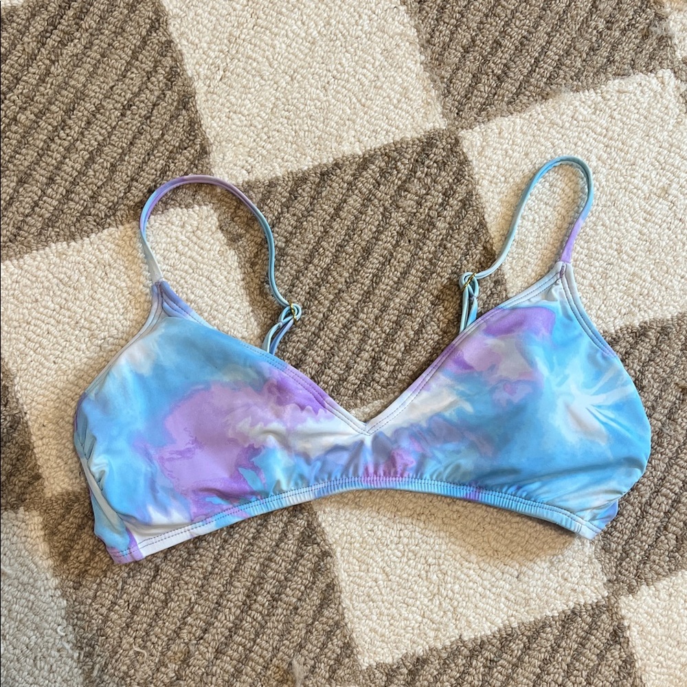 NWOT Hobie swim bikini top
